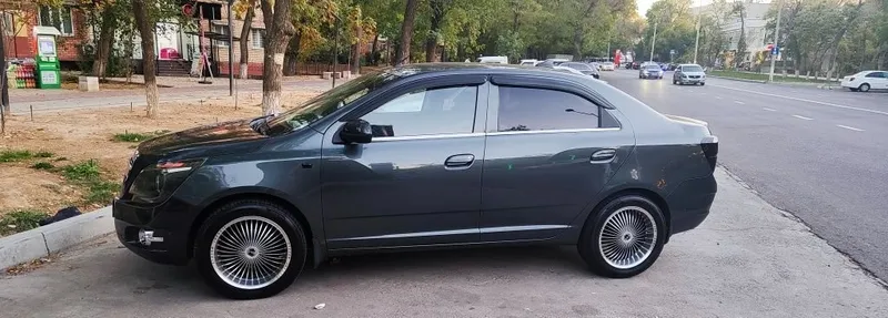 Cobalt avtomobili 5