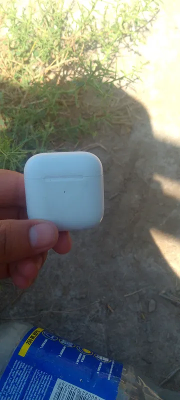 AirPods Pro 5 продаются 1