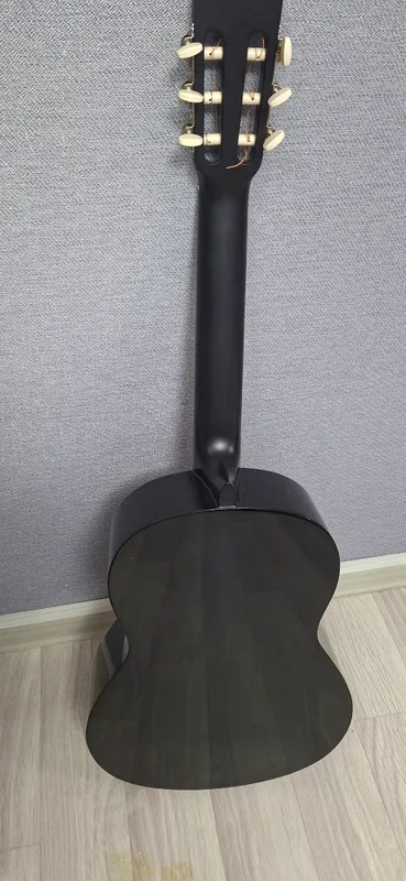 Продам гитару 4
