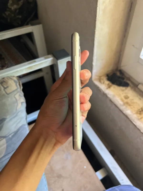 IPhone 11 6