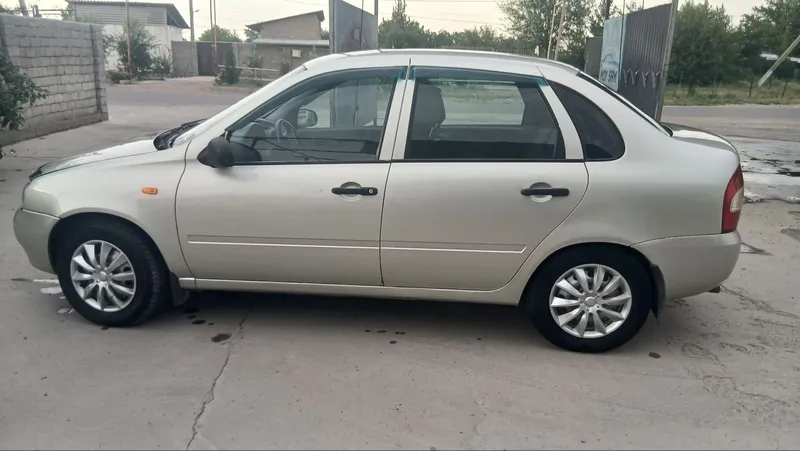 Lada kalina 2008 4