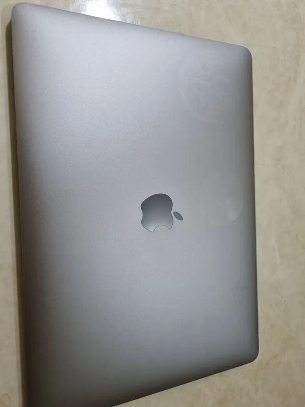 MacBook Pro core i5 2016 9 MacBook Pro core i5 2016 9