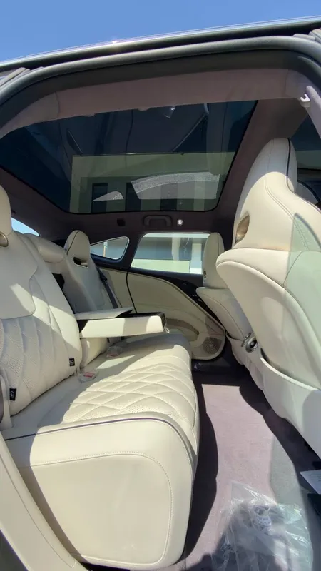 Avatr 11 (2025) — Yangi 0 km, 630 km masofa, Premium SUV! 9 Avatr 11 (2025) — Yangi 0 km, 630 km masofa, Premium SUV! 9