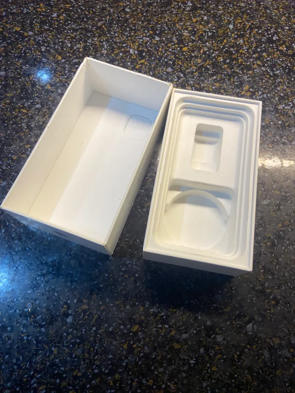 Samarqand bulungʻur iphone 11 sotiladi 64 gb 8