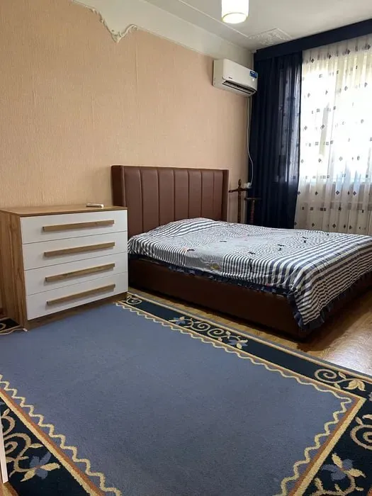 2-комнатная квартира, 65 м², 7/9 этаж (вторичка)