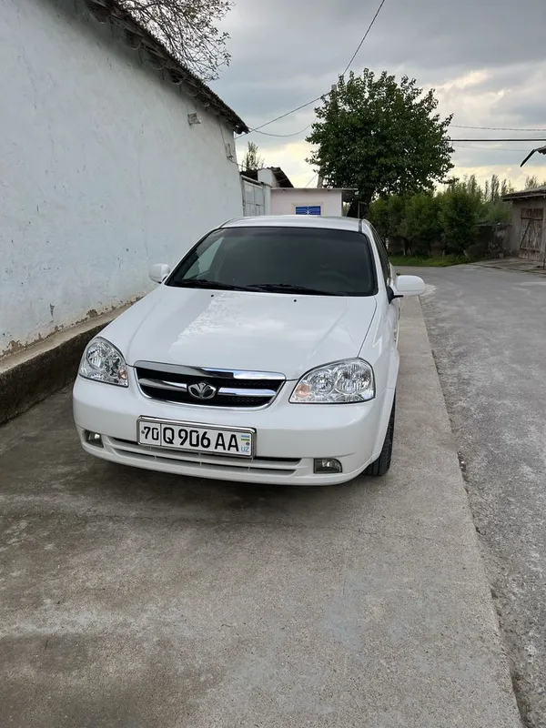 Lasetti Daewoo..