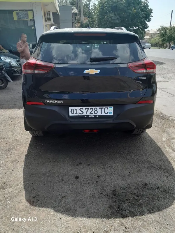 автомобил 3