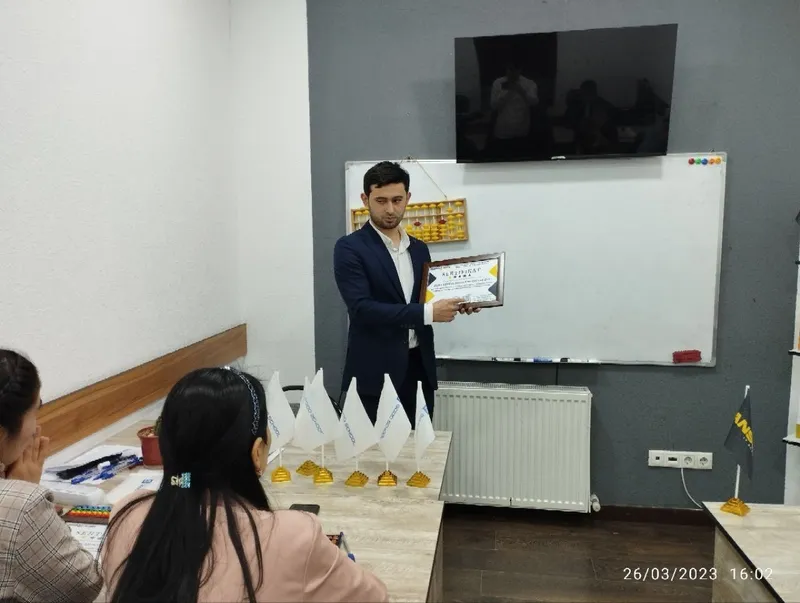 Mental arifmetika ustozlar va talabalar uchun 2 Mental arifmetika ustozlar va talabalar uchun 2