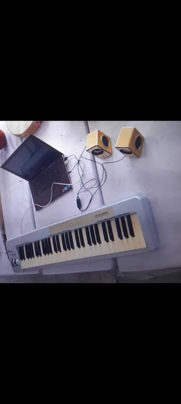 M audio klavish xolati zor 1 M audio klavish xolati zor 1