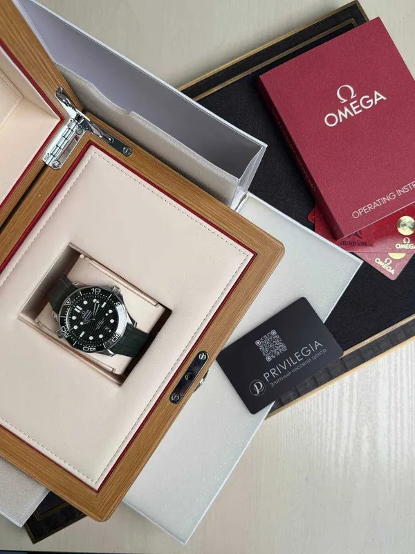 NEW Omega Seamaster Diver 300M Master Co-Axial 42 кауч зел — фото 4