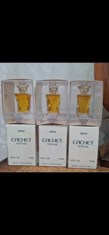 qadimgi Cachet duxisi sotiladi. original.