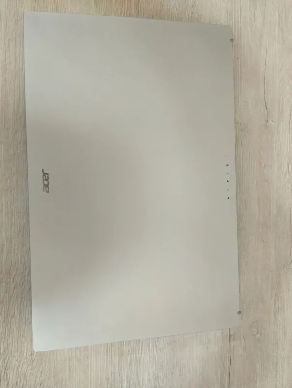 notebook .yangi.10 kun ishlatilgan.