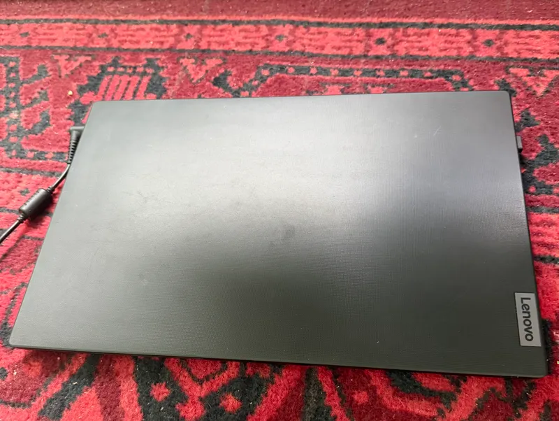 Lenovo v15 noutbuki, i5 4