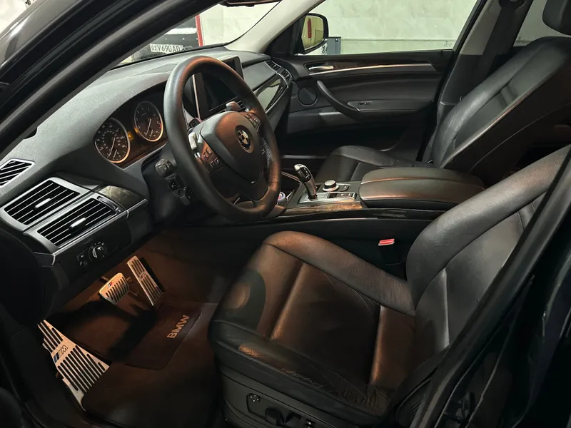 Продается BMW X6 ; зимние колеса пирелли в придачу — фото 3