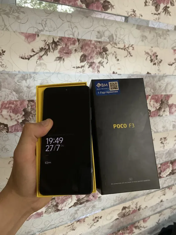 Poco F3 8/128Gb, коробка есть 4