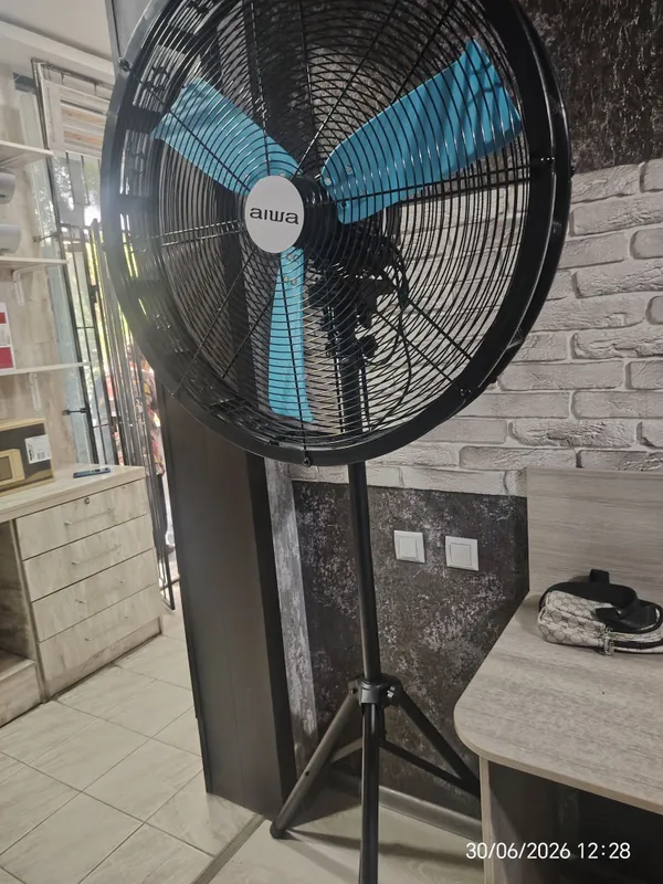 Pultli shtativdagi ventilyator 1