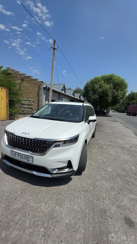 Минивэн Kia Carnival 1 Минивэн Kia Carnival 1