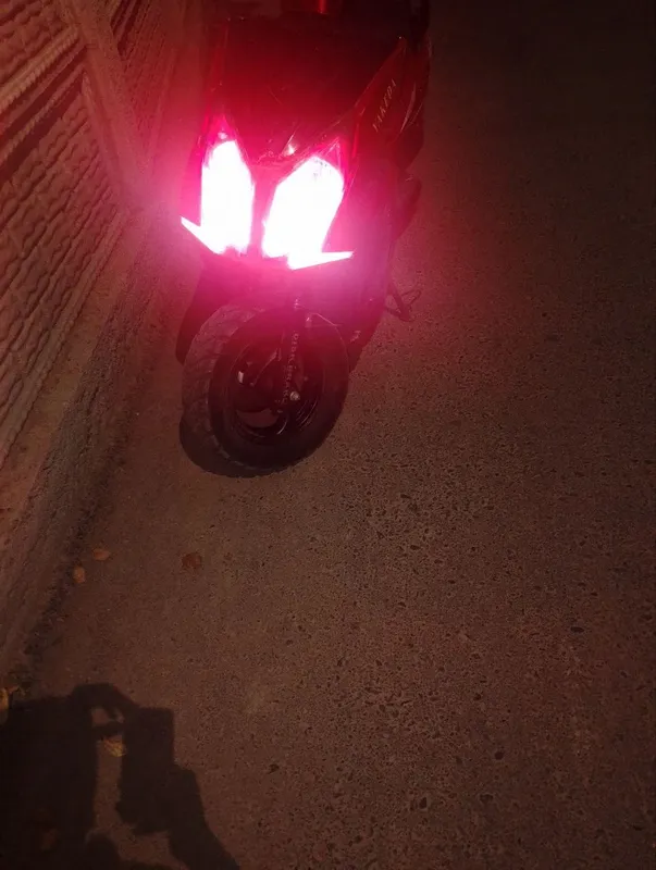 Бензиновый скутер 150cc 4