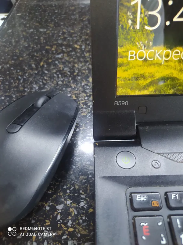 Ноутбук Lenovo B590 состояния хороший.