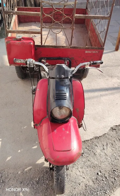 Muravey srochna sotiladi