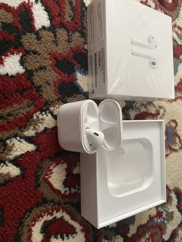 Airpods 2 коробка документы все есть