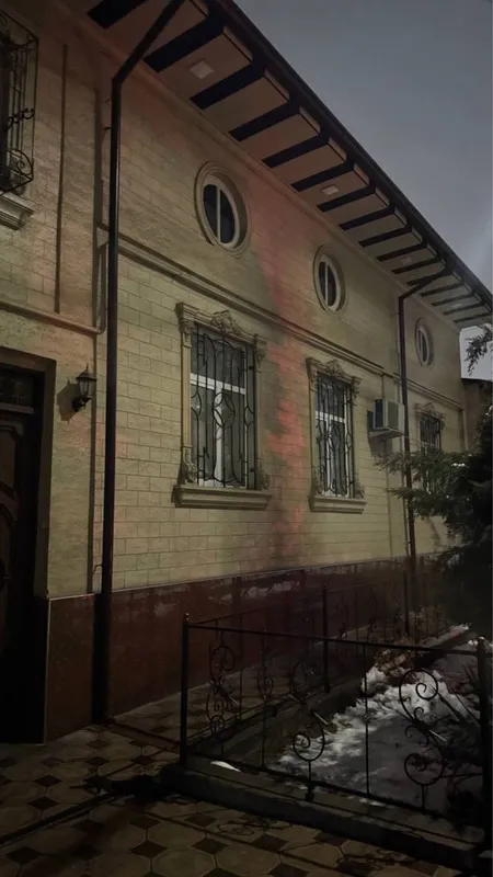 Yakkasaroy rayon 3.3 sotix uy srochna sotiladi — фото 5