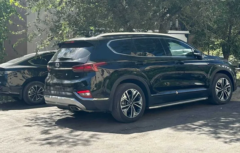 Hyundai Sanra Fe трансфер для туристов (аэропорт, вокзал, отель) Hyundai Sanra Fe трансфер для туристов (аэропорт, вокзал, отель)