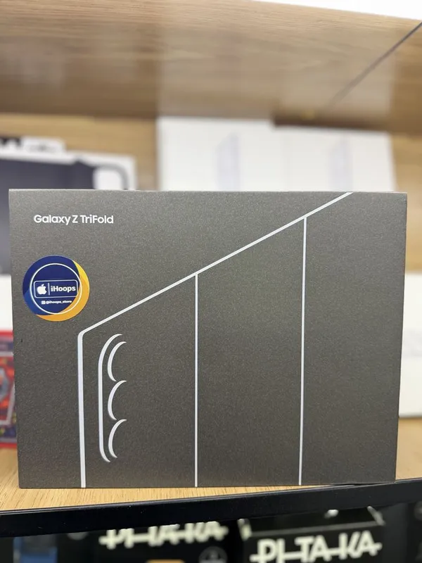 Galaxy Z TriFold 512