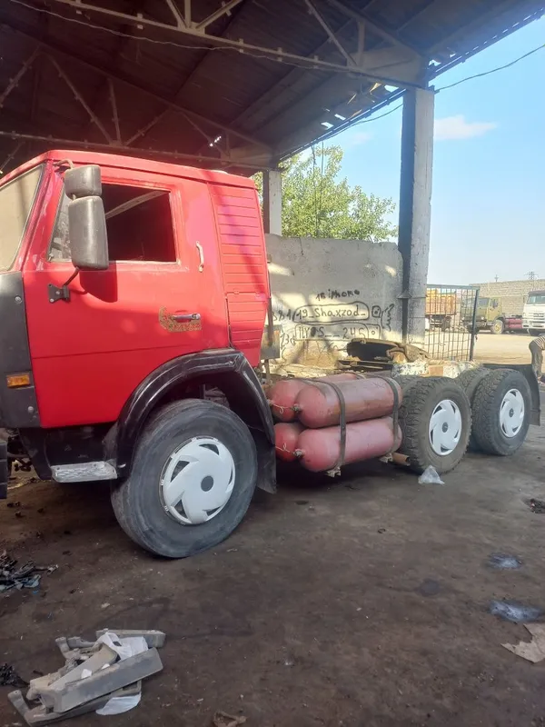 Kamaz tegach sotiladi 6