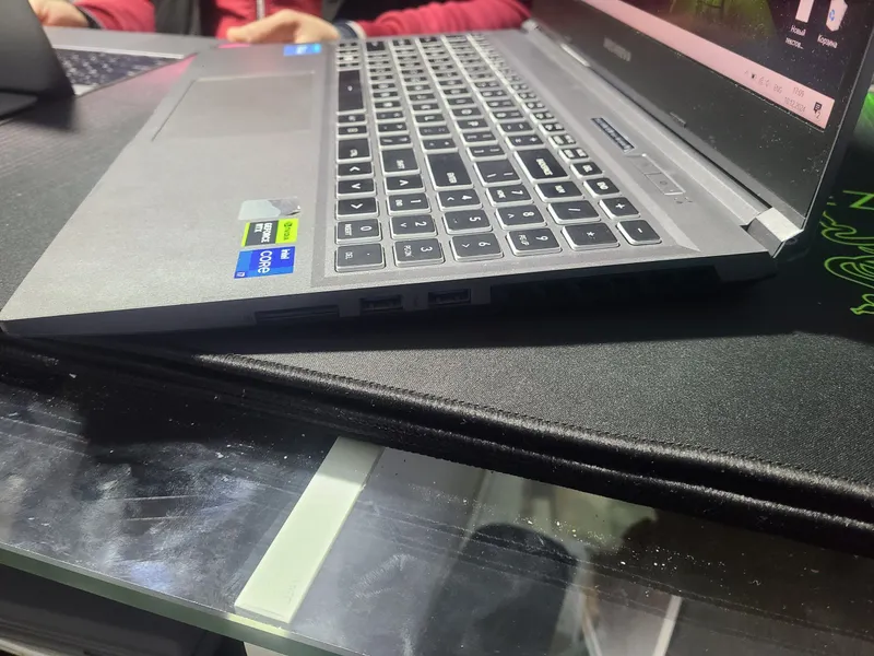 Machrevo Gaming noutbook sotiladi 8