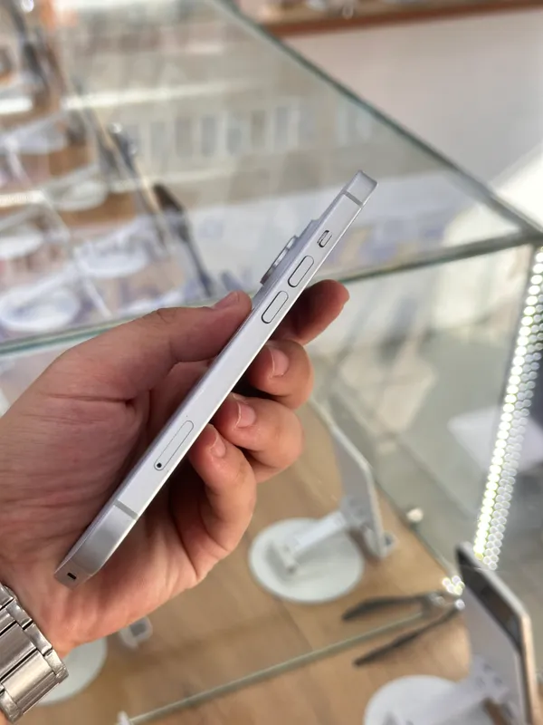 iPhone 15 256 ГБ 79% Синий 5 iPhone 15 256 ГБ 79% Синий 5