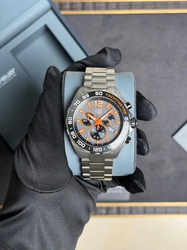 Tag Heuer Formula 1 ChronogHRONOGRAPH 43 mm 4 Tag Heuer Formula 1 ChronogHRONOGRAPH 43 mm 4