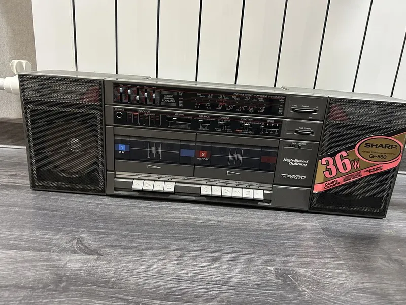 Sharp GF560, хорошее состояние 2