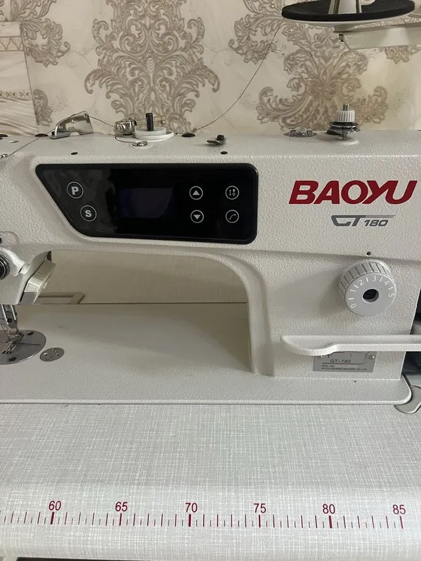 Швейная машина продается BAOYU GT 180 состояние хорошее