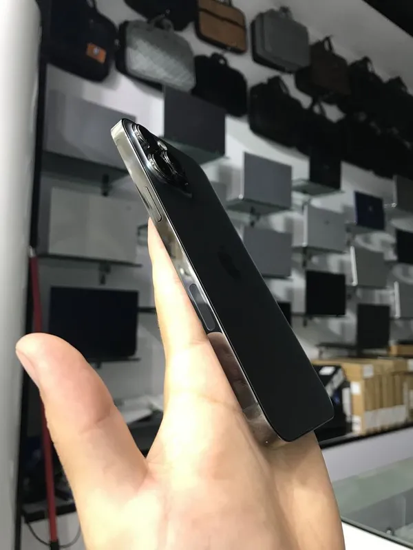 iPhone 13 Pro Max 512GB bypass 2