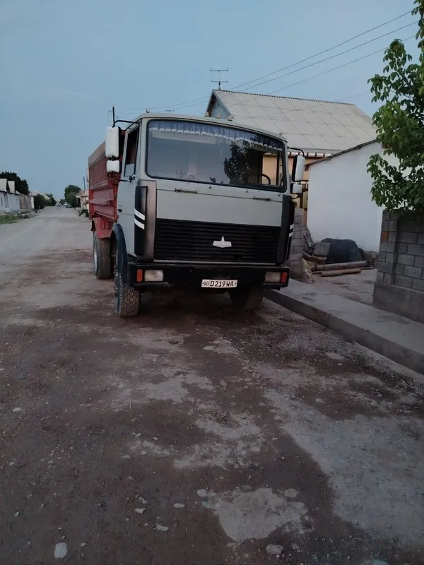 MAZ srochno sotiladi 3