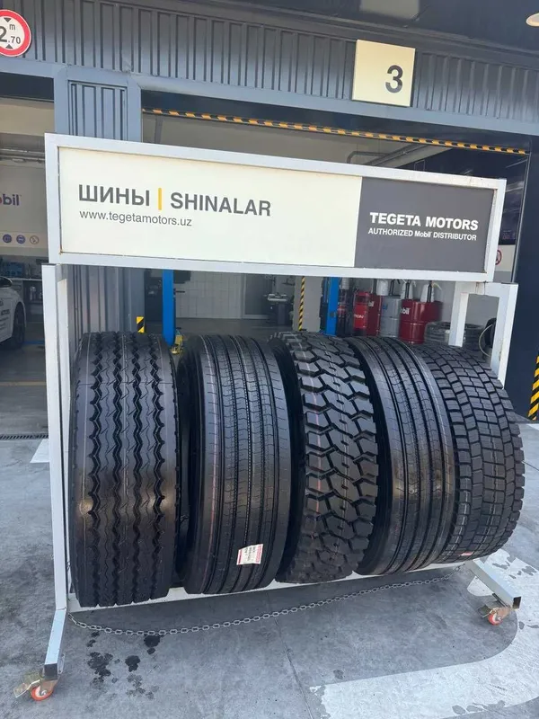Оригинальные грузовые шины Bridgestone / ведущие / рулевые / прицепные