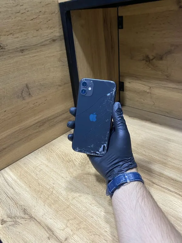 Iphone 11 sotuvda 2 Iphone 11 sotuvda 2