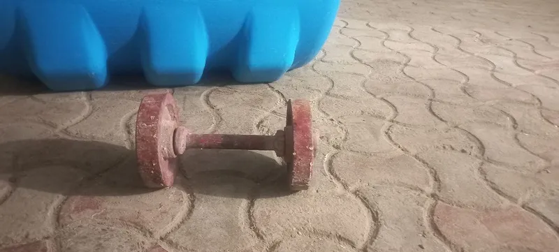 Гантель сотилади. — фото 2