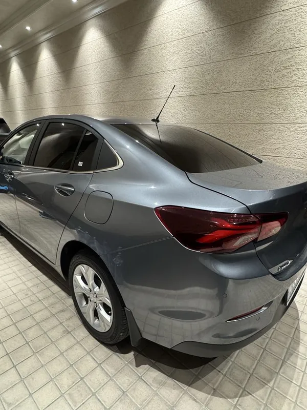 Onix premier 2 turbo 2024 3