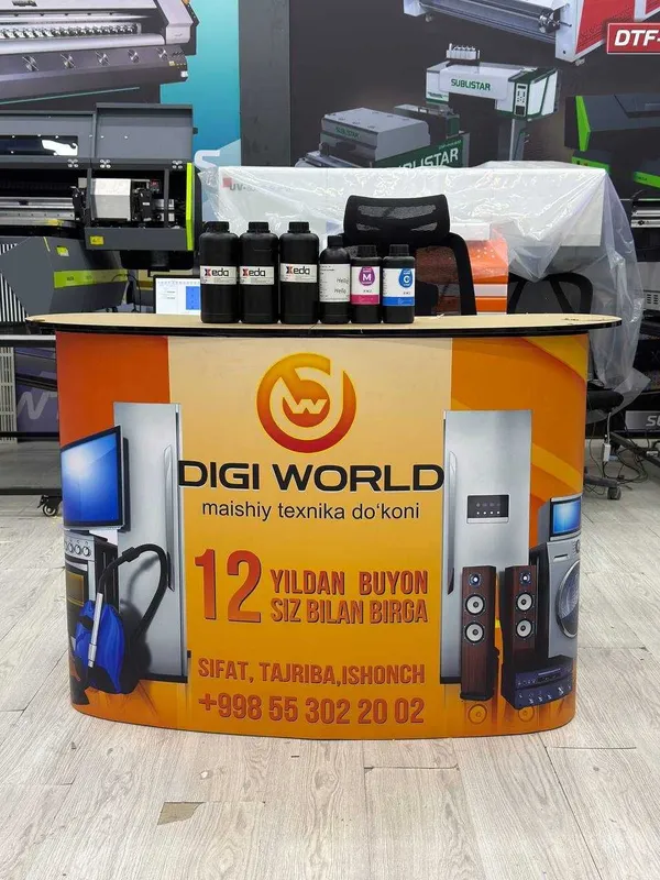 Promo stol magnitli konstruksiya reklama uchun 1