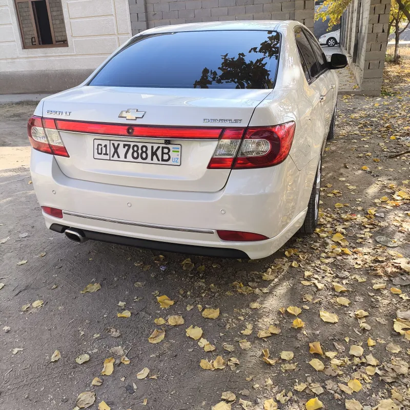Chevrolet Epica LT 2011, oq marvarid, holati yaxshi — фото 1 Chevrolet Epica LT 2011, oq marvarid, holati yaxshi — фото 1