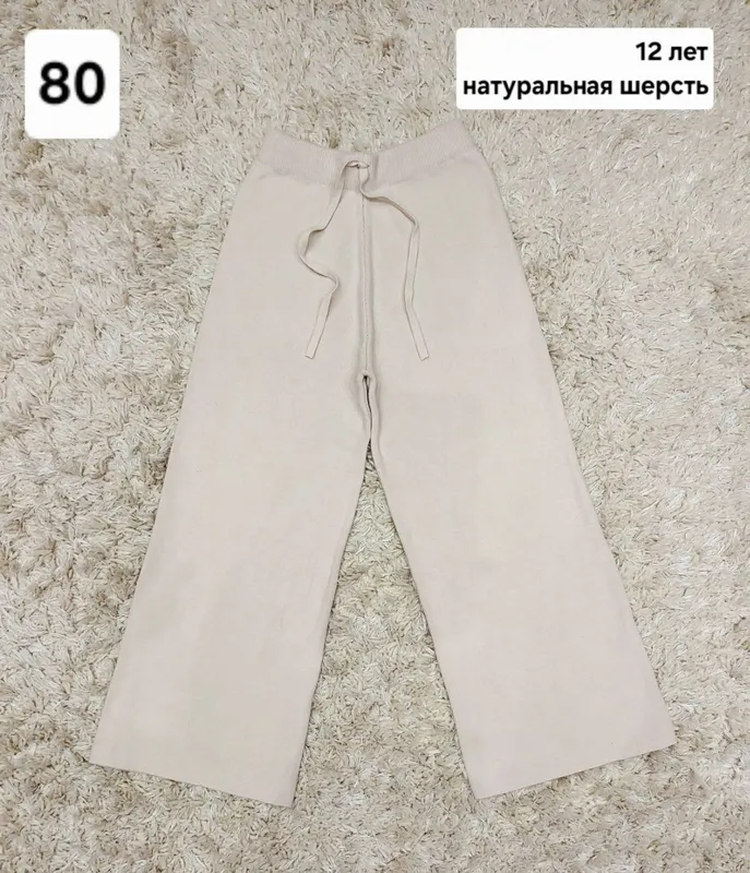 Продам Одежда для девочек