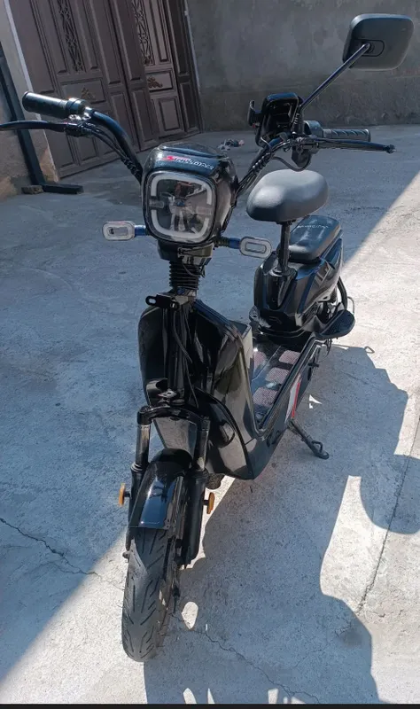 Elwktroni sukuter