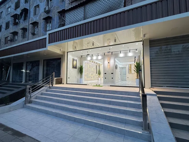 Аренда коммерческой недвижимости Чорсу, Жар стадион 85м2 .