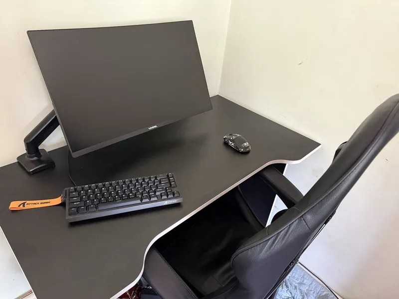 200HZ CURVED Monitor sotiladi — фото 2
