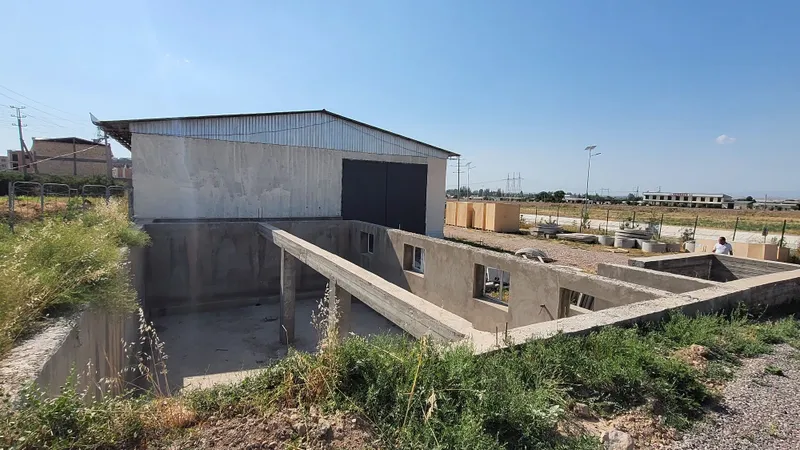 24sotix maydonda joylashgan 1050m2 tayyor obyekt. Istalgan maqsadlarga 10 24sotix maydonda joylashgan 1050m2 tayyor obyekt. Istalgan maqsadlarga 10