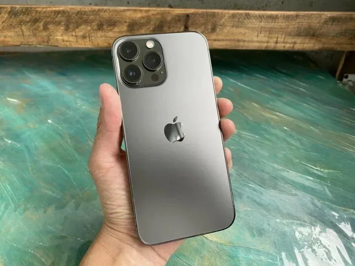 Iphone 13 pro max 1