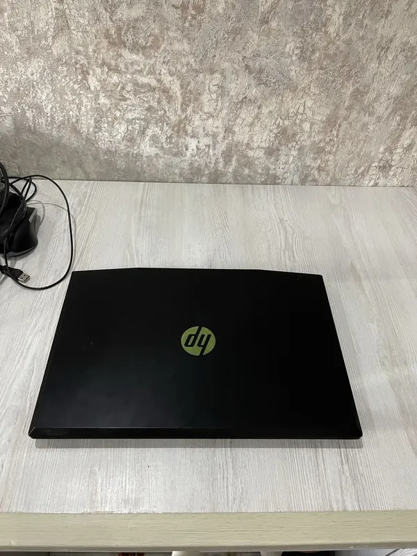HP Pavilion Gaming 15 GTX1060 + i7-8700 4