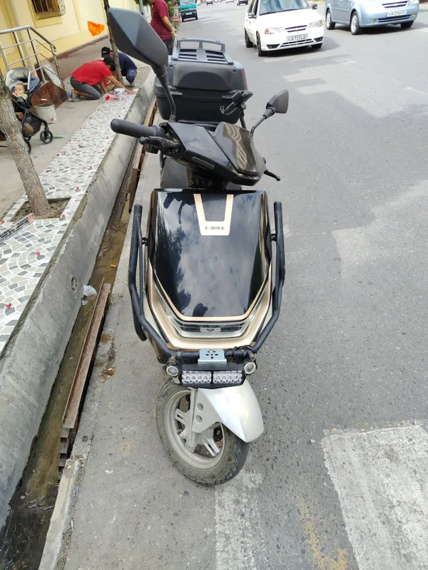 Скутер 72в 6 талик 4